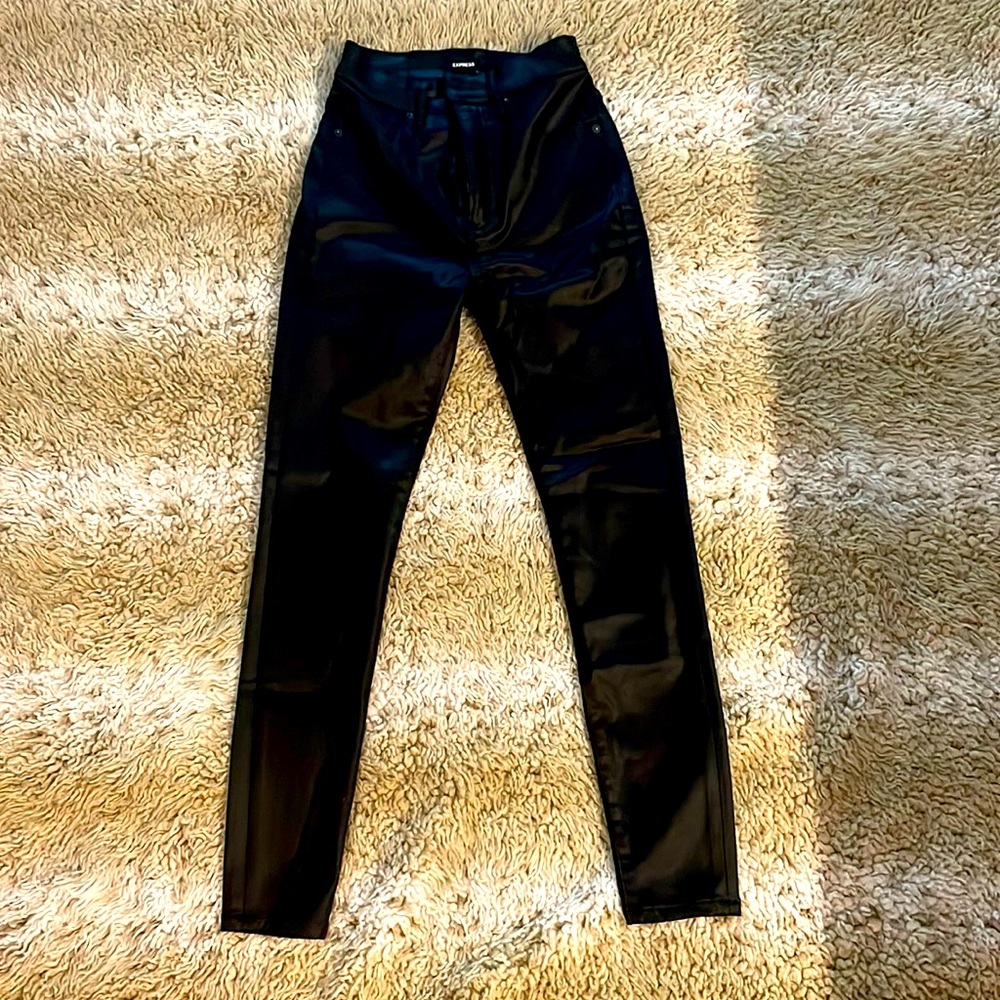 Express super high rise skinny 00 black/ shiny/leather look